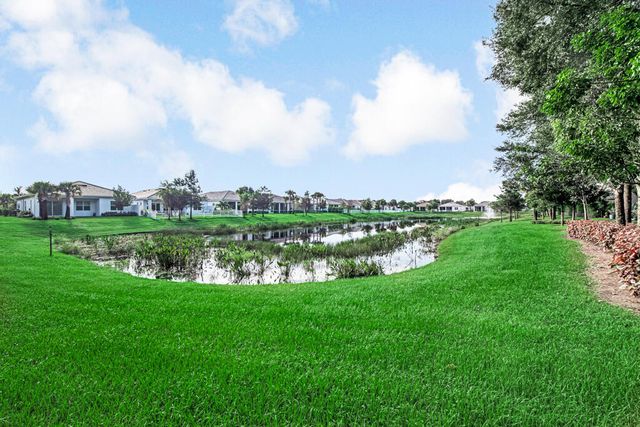 165 SHERWOOD FOREST Drive, Delray Beach, FL 33445