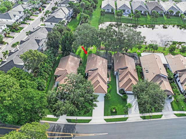 165 SHERWOOD FOREST Drive, Delray Beach, FL 33445