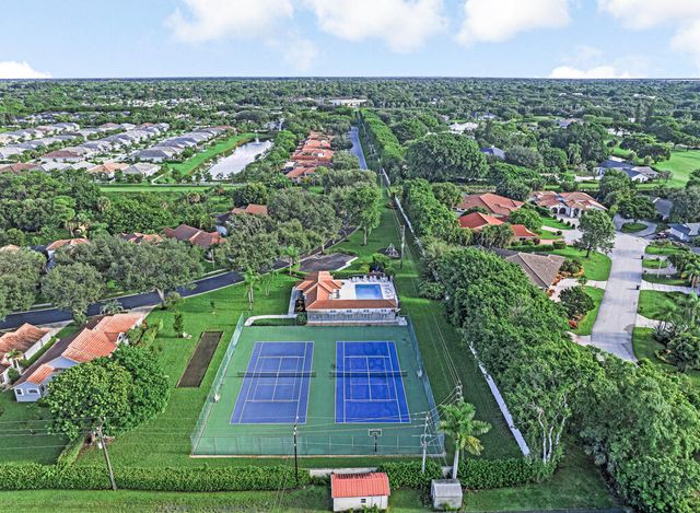 165 SHERWOOD FOREST Drive, Delray Beach, FL 33445
