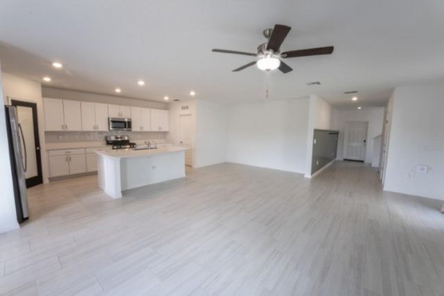 1782 LANIER ROAD, Zephyrhills, FL 33541