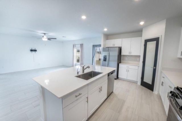 1782 LANIER ROAD, Zephyrhills, FL 33541