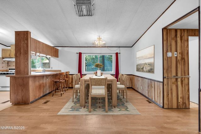 230 E Gepford Parkway, Sun Valley, NV 89433