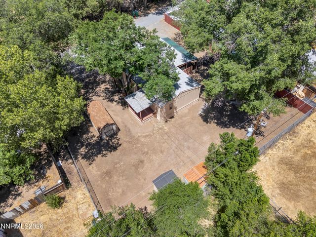 230 E Gepford Parkway, Sun Valley, NV 89433