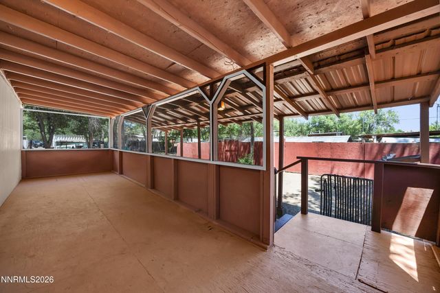 230 E Gepford Parkway, Sun Valley, NV 89433