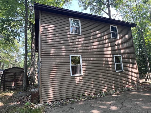 127 Laingsburg Legion Drive, Roscommon, MI 48653