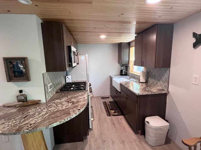 127 Laingsburg Legion Drive, Roscommon, MI 48653