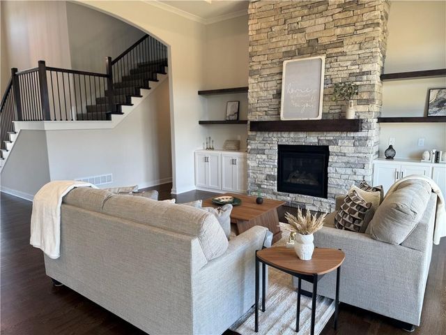 1051 Fir Lane, Liberty, MO 64068