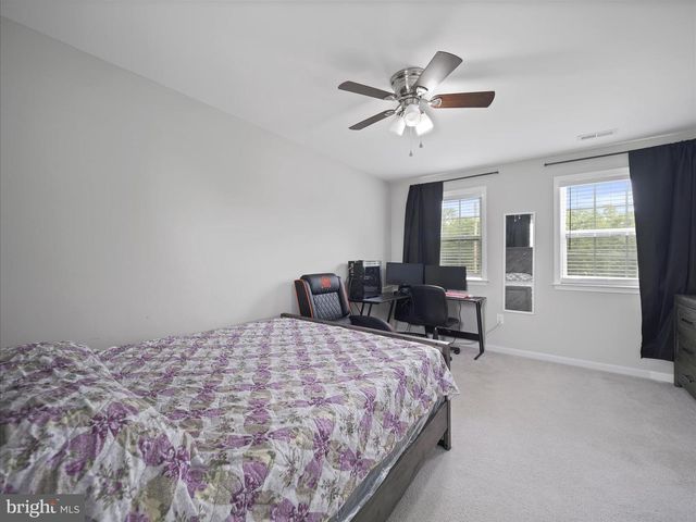 148 VAN CLEVESVILLE RD, Martinsburg, WV 25405