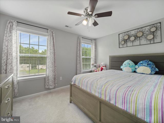 148 VAN CLEVESVILLE RD, Martinsburg, WV 25405
