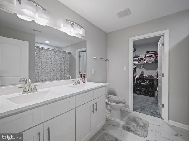 148 VAN CLEVESVILLE RD, Martinsburg, WV 25405