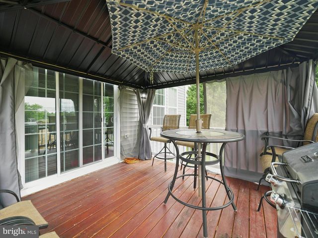148 VAN CLEVESVILLE RD, Martinsburg, WV 25405
