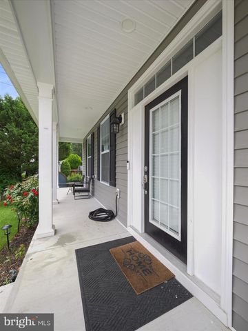 148 VAN CLEVESVILLE RD, Martinsburg, WV 25405
