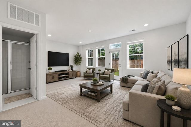 24735 GRACEHILL TER, Aldie, VA 20105