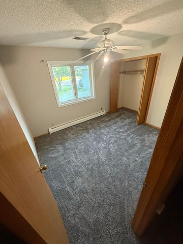 2508 Knoll Circle, Maplewood, MN 55109