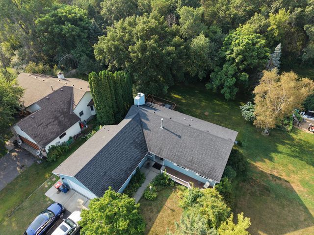 2508 Knoll Circle, Maplewood, MN 55109
