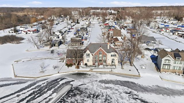 82 EMS B6C Lane, Leesburg, IN 46538