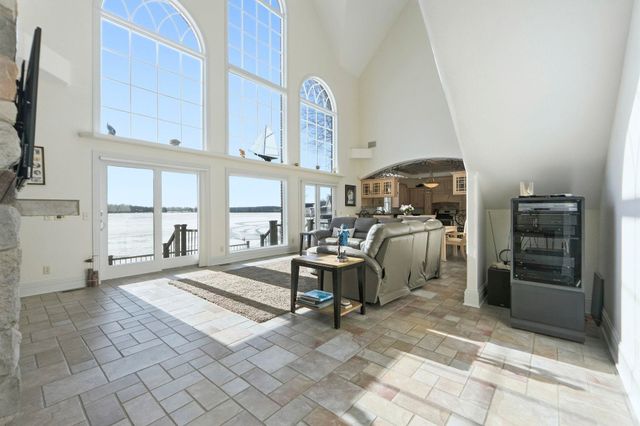 82 EMS B6C Lane, Leesburg, IN 46538