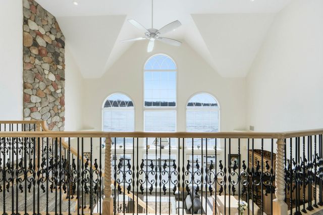 82 EMS B6C Lane, Leesburg, IN 46538