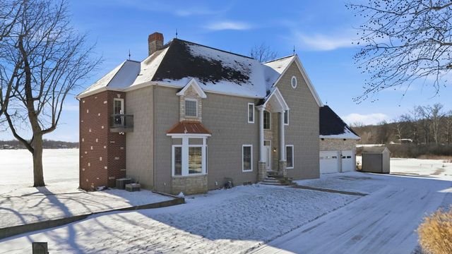 82 EMS B6C Lane, Leesburg, IN 46538