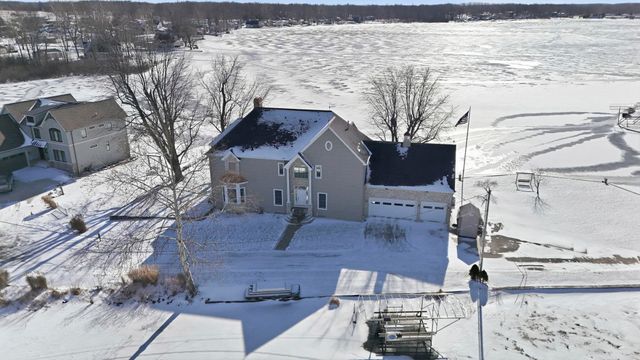 82 EMS B6C Lane, Leesburg, IN 46538