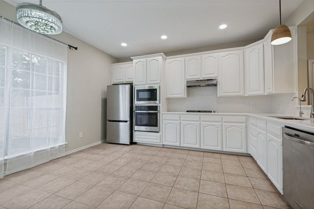 6137 Pebble Creek Drive, North Richland Hills, TX 76180