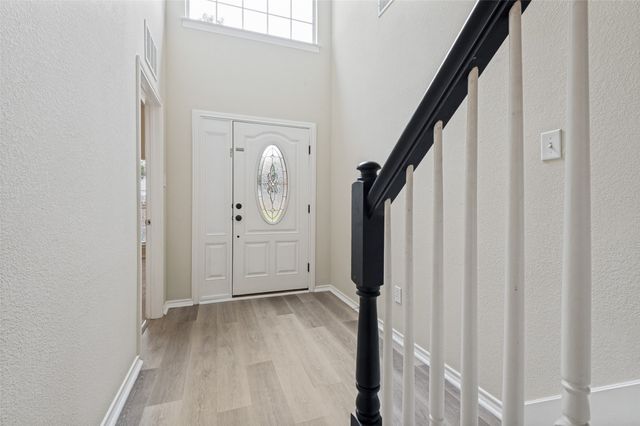 6137 Pebble Creek Drive, North Richland Hills, TX 76180