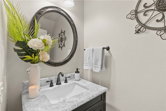 33581 Cedar Creek, Lake Elsinore, CA 92532