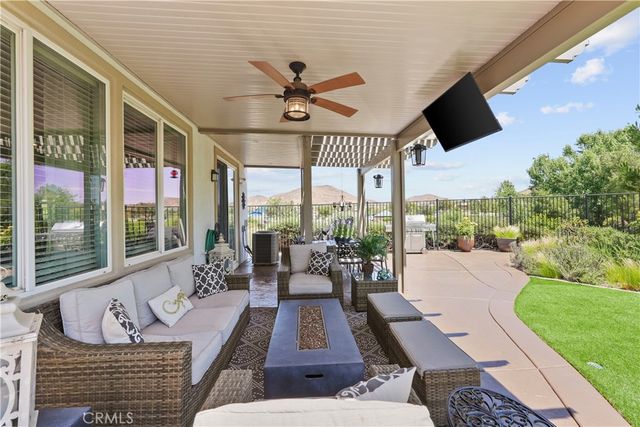 33581 Cedar Creek, Lake Elsinore, CA 92532