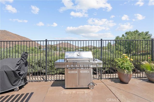 33581 Cedar Creek, Lake Elsinore, CA 92532