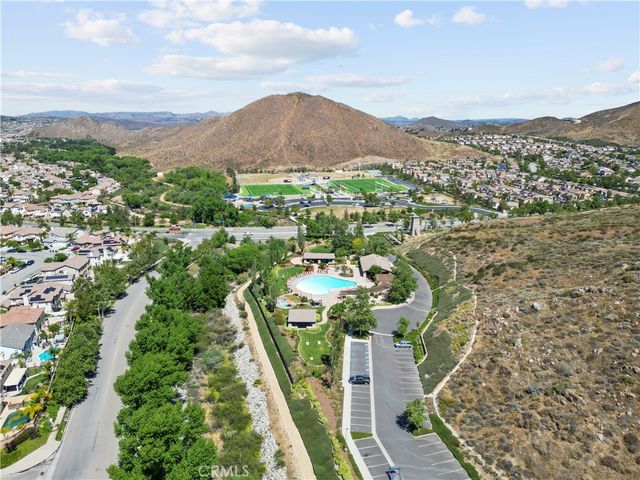 33581 Cedar Creek, Lake Elsinore, CA 92532