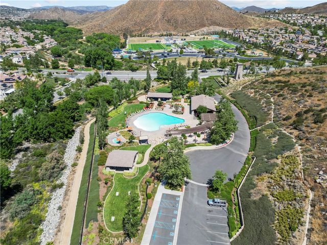 33581 Cedar Creek, Lake Elsinore, CA 92532