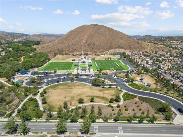 33581 Cedar Creek, Lake Elsinore, CA 92532