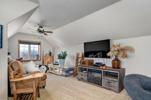 815 E Beaufort Street, Nixa, MO 65714