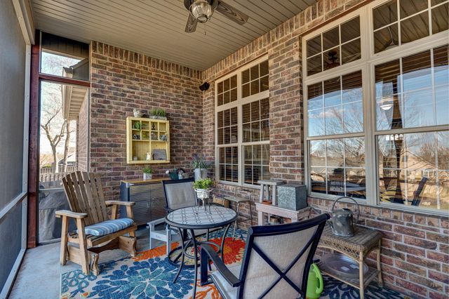 815 E Beaufort Street, Nixa, MO 65714