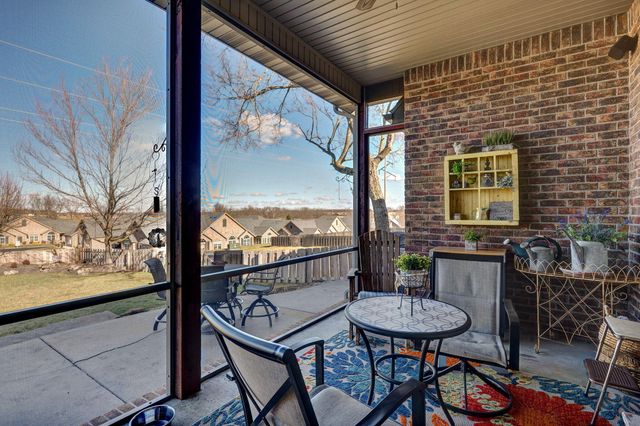 815 E Beaufort Street, Nixa, MO 65714