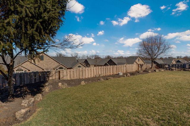 815 E Beaufort Street, Nixa, MO 65714