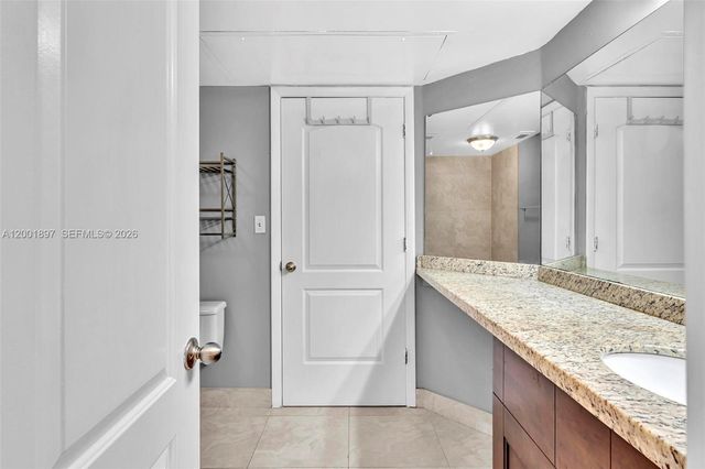 2851 N Oakland Forest Dr 306, Oakland Park, FL 33309