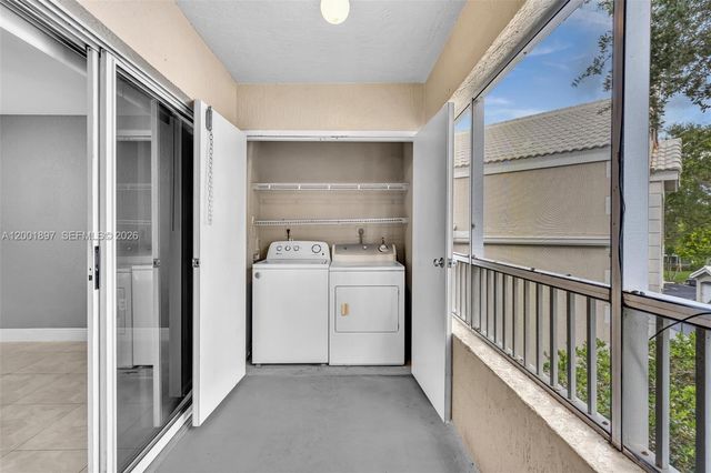 2851 N Oakland Forest Dr 306, Oakland Park, FL 33309