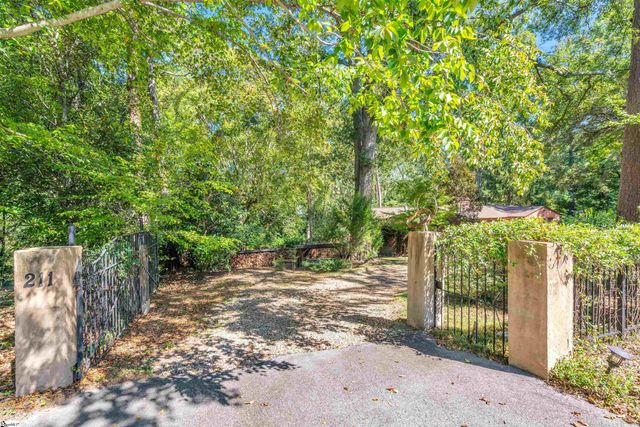 211 Beechwood Drive, Spartanburg, SC 29307