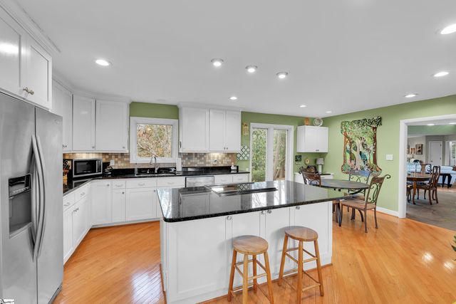 211 Beechwood Drive, Spartanburg, SC 29307