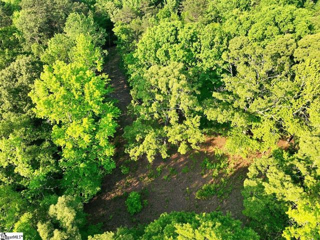 13 Cody Lane, Fountain Inn, SC 29644