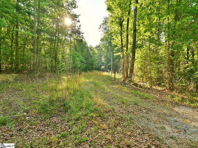 13 Cody Lane, Fountain Inn, SC 29644