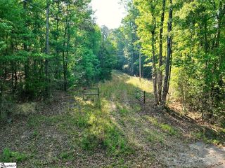 13 Cody Lane, Fountain Inn, SC 29644