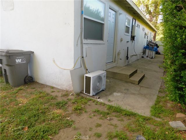 820 E D, Ontario, CA 91764