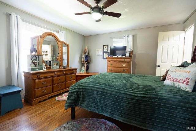 800 E LaPorte Street, Plymouth, IN 46563