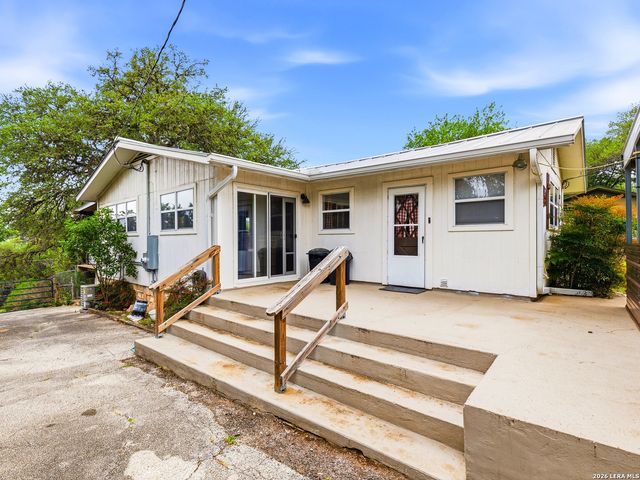 1397 CANYON LAKE DR, Canyon Lake, TX 78133