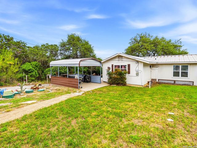 1397 CANYON LAKE DR, Canyon Lake, TX 78133