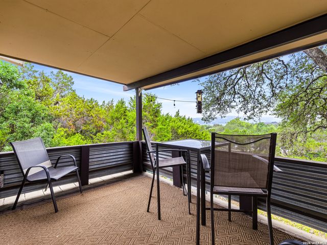 1397 CANYON LAKE DR, Canyon Lake, TX 78133