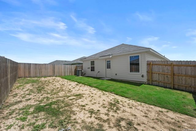 1038 Bold Run, Seguin, TX 78155