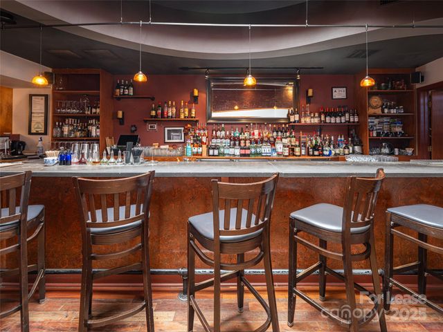 24 Wall Street, Asheville, NC 28801